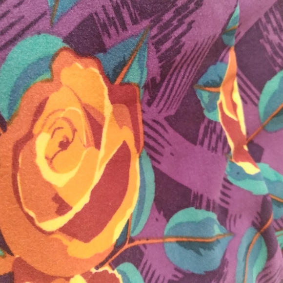 Lularoe Tall & Curvy Floral Leggings - Picture 2 of 4